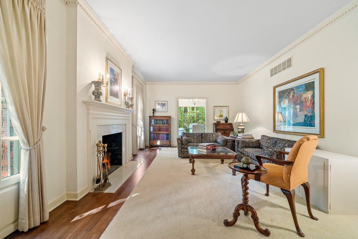 2330 DOGWOOD MEADOWS CV