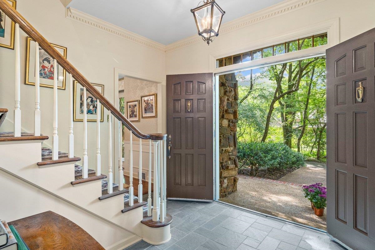 2330 DOGWOOD MEADOWS CV