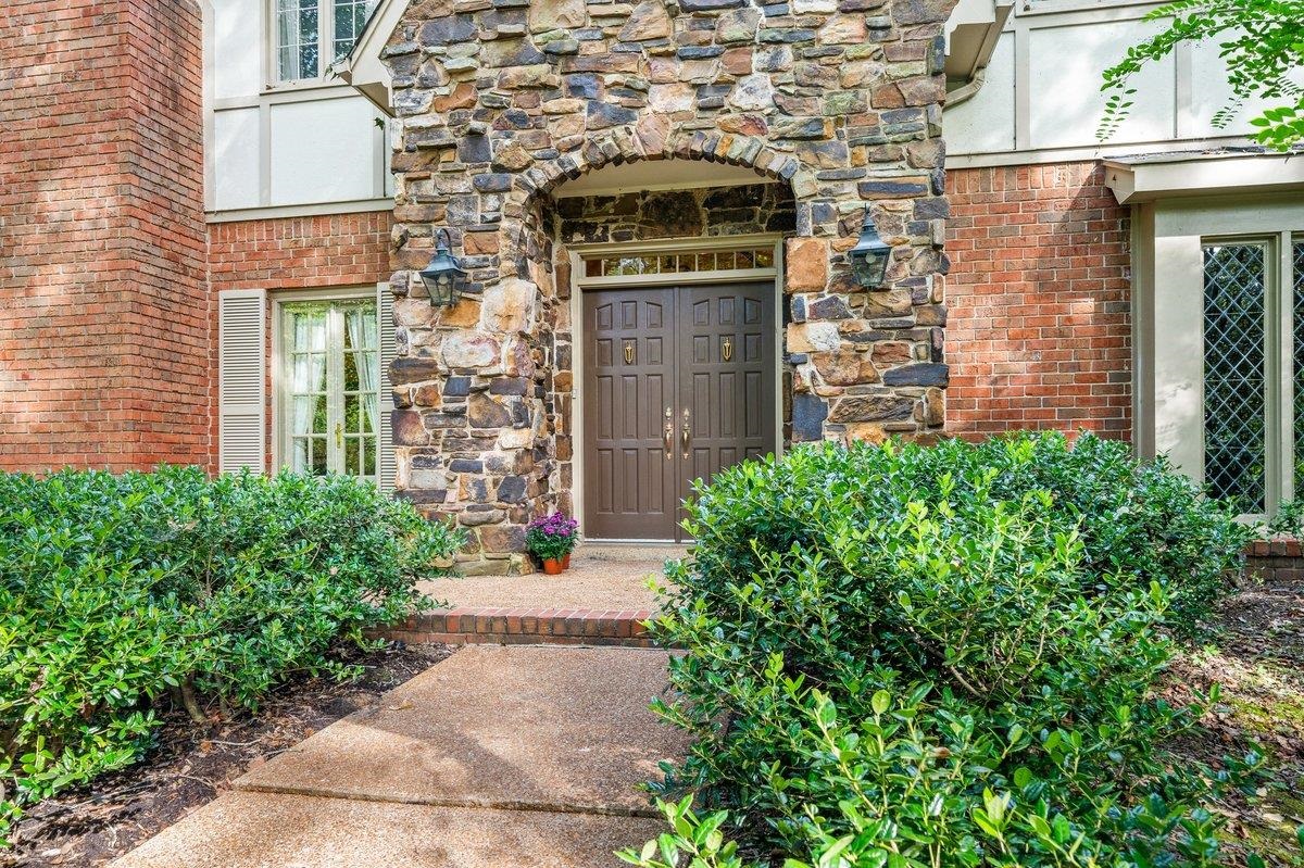 2330 DOGWOOD MEADOWS CV