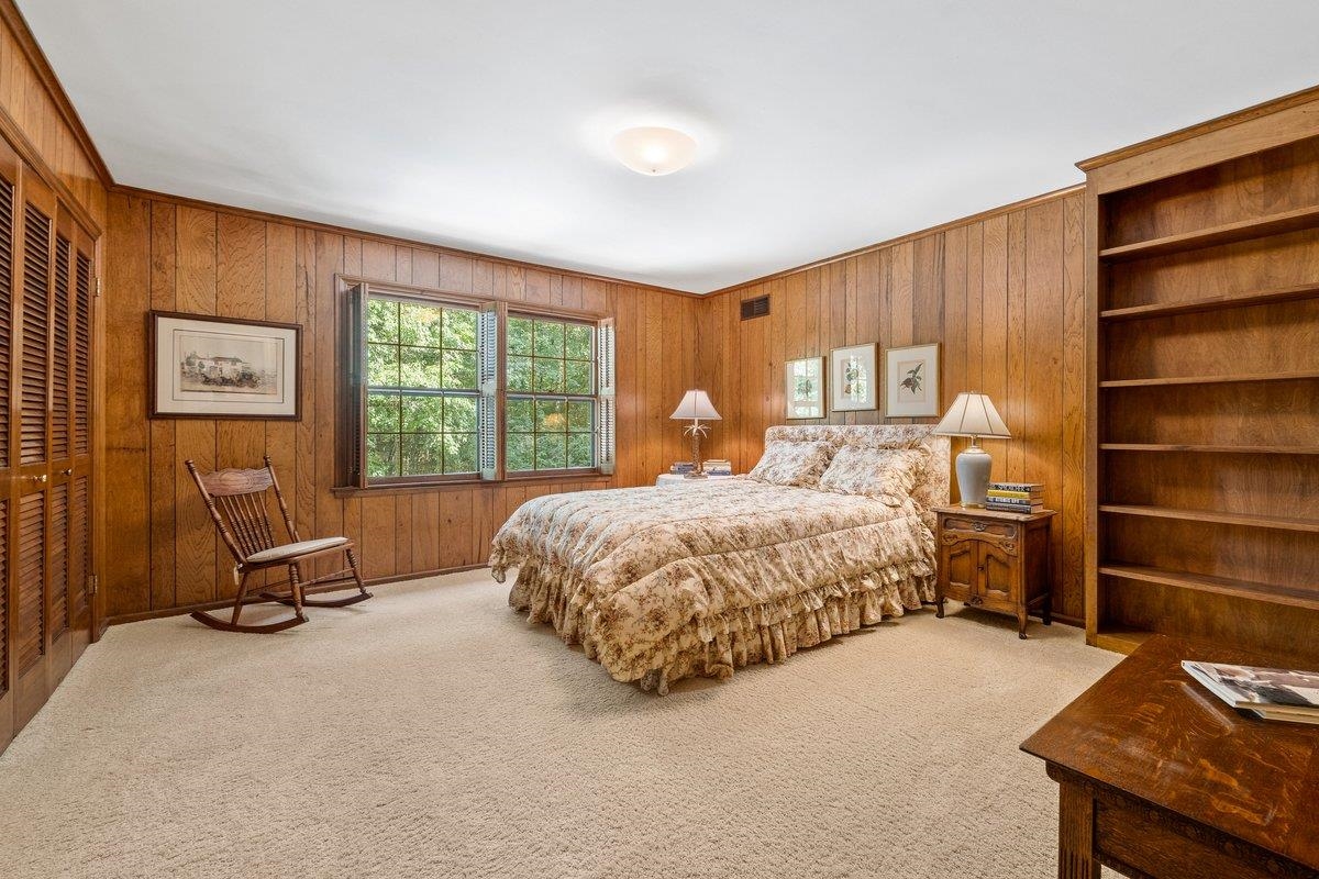 2330 DOGWOOD MEADOWS CV