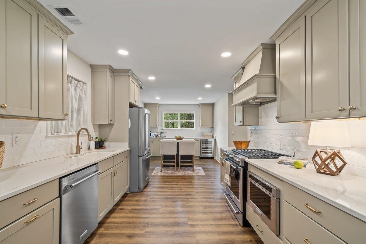 281 BRIARBROOK CV