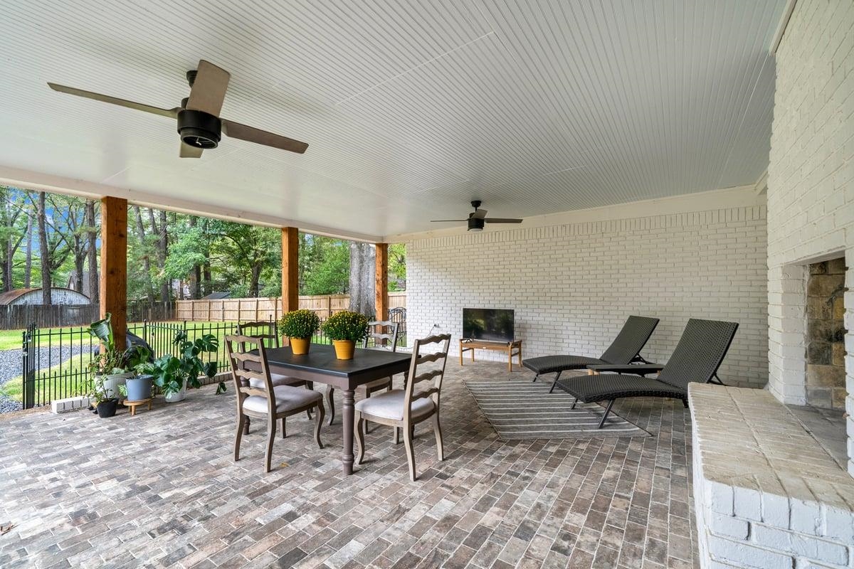 281 BRIARBROOK CV