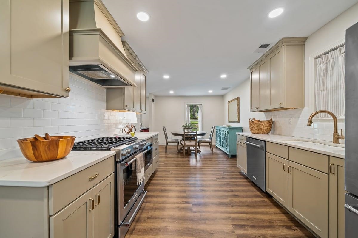 281 BRIARBROOK CV