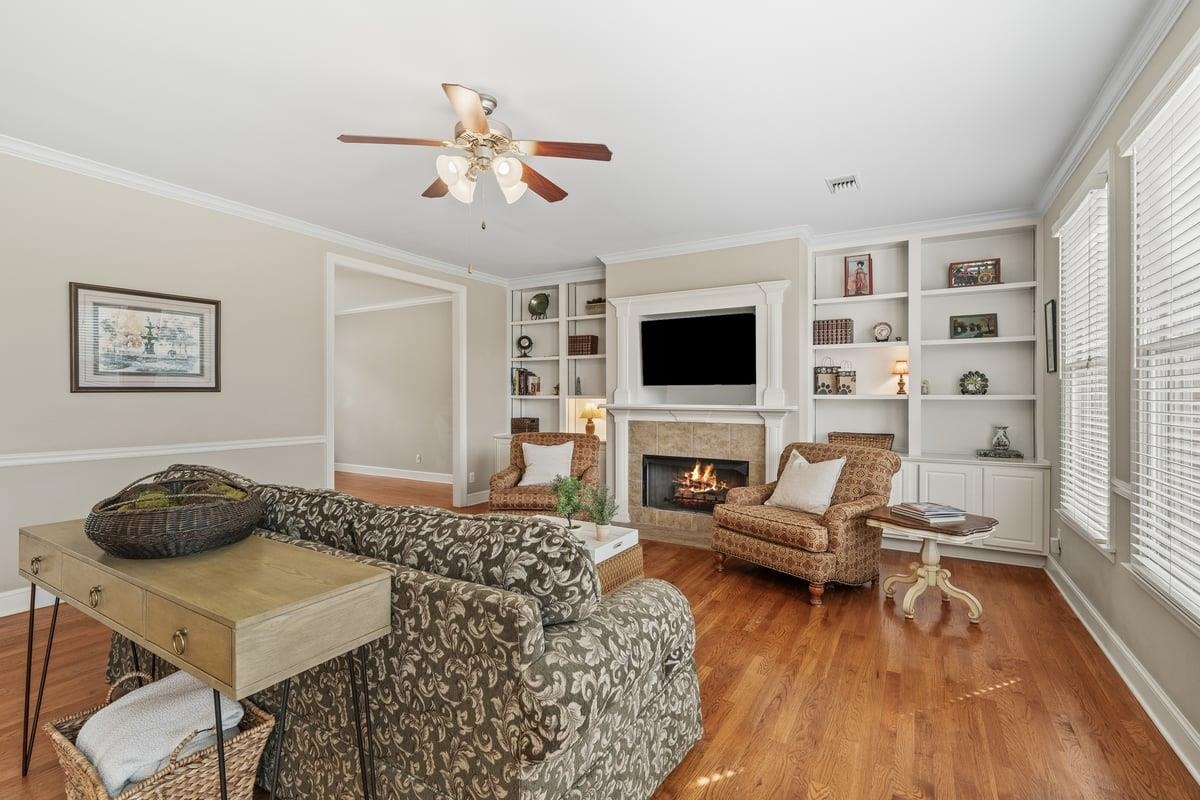 1513 HAMILTON HILL DR