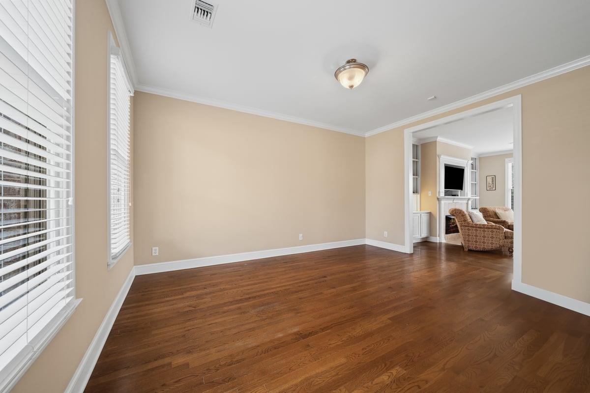 1513 HAMILTON HILL DR