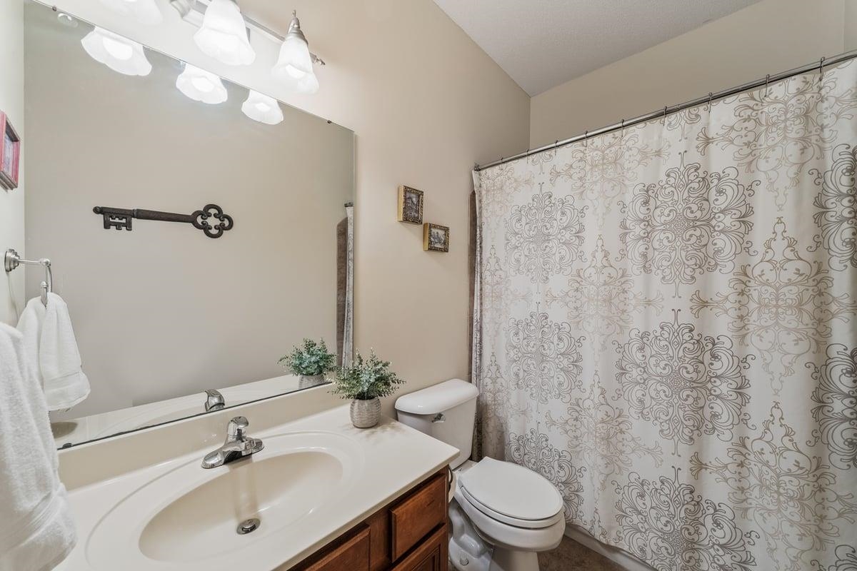 1513 HAMILTON HILL DR