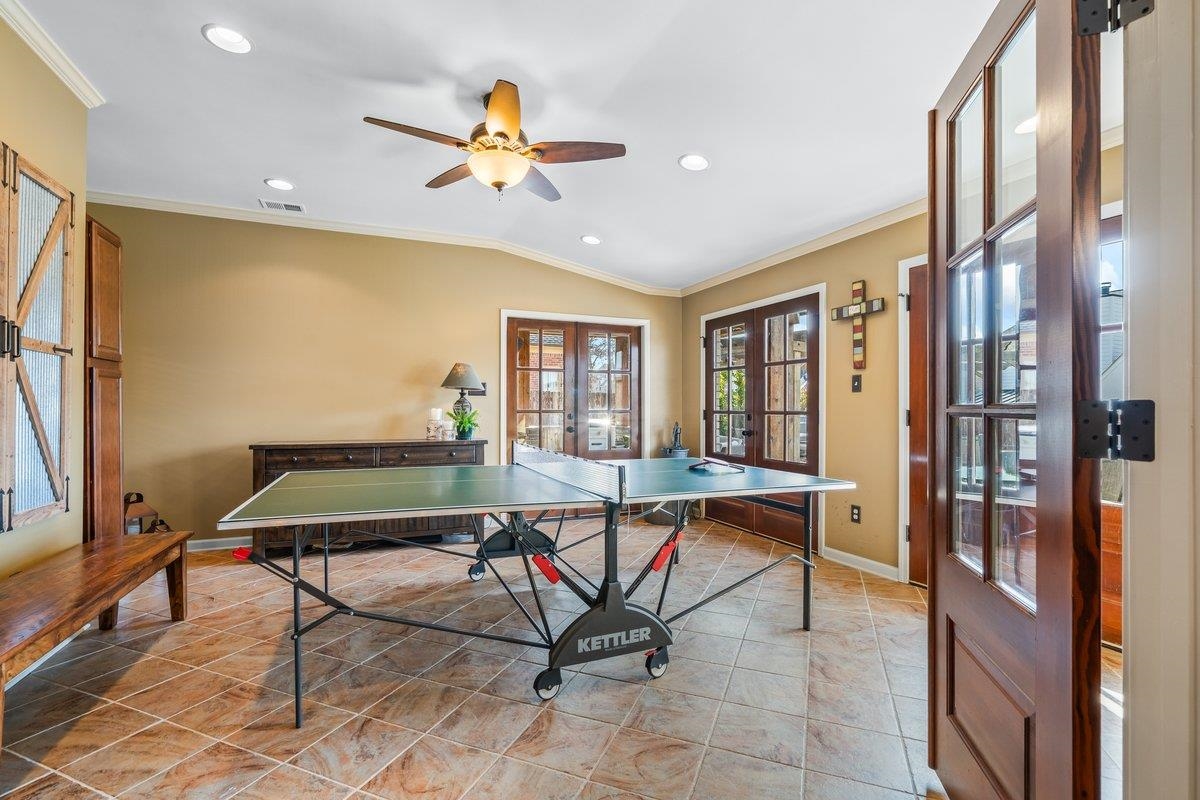 1499 BARTON CREEK DR