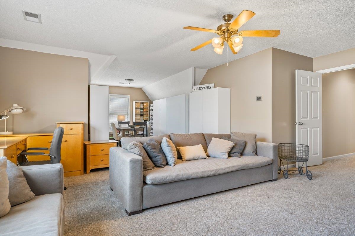 1499 BARTON CREEK DR