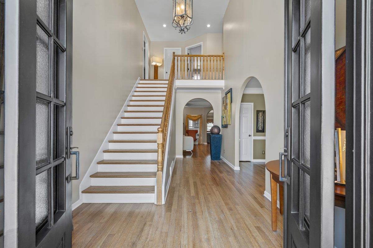 1499 BARTON CREEK DR