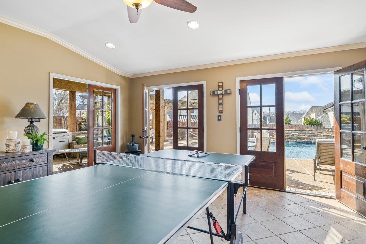 1499 BARTON CREEK DR