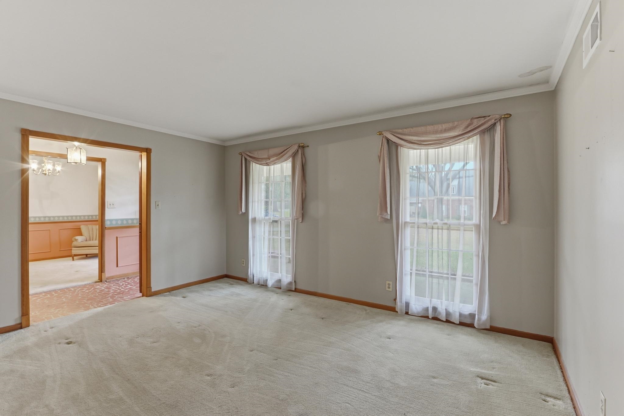 7527 PARKER CIR