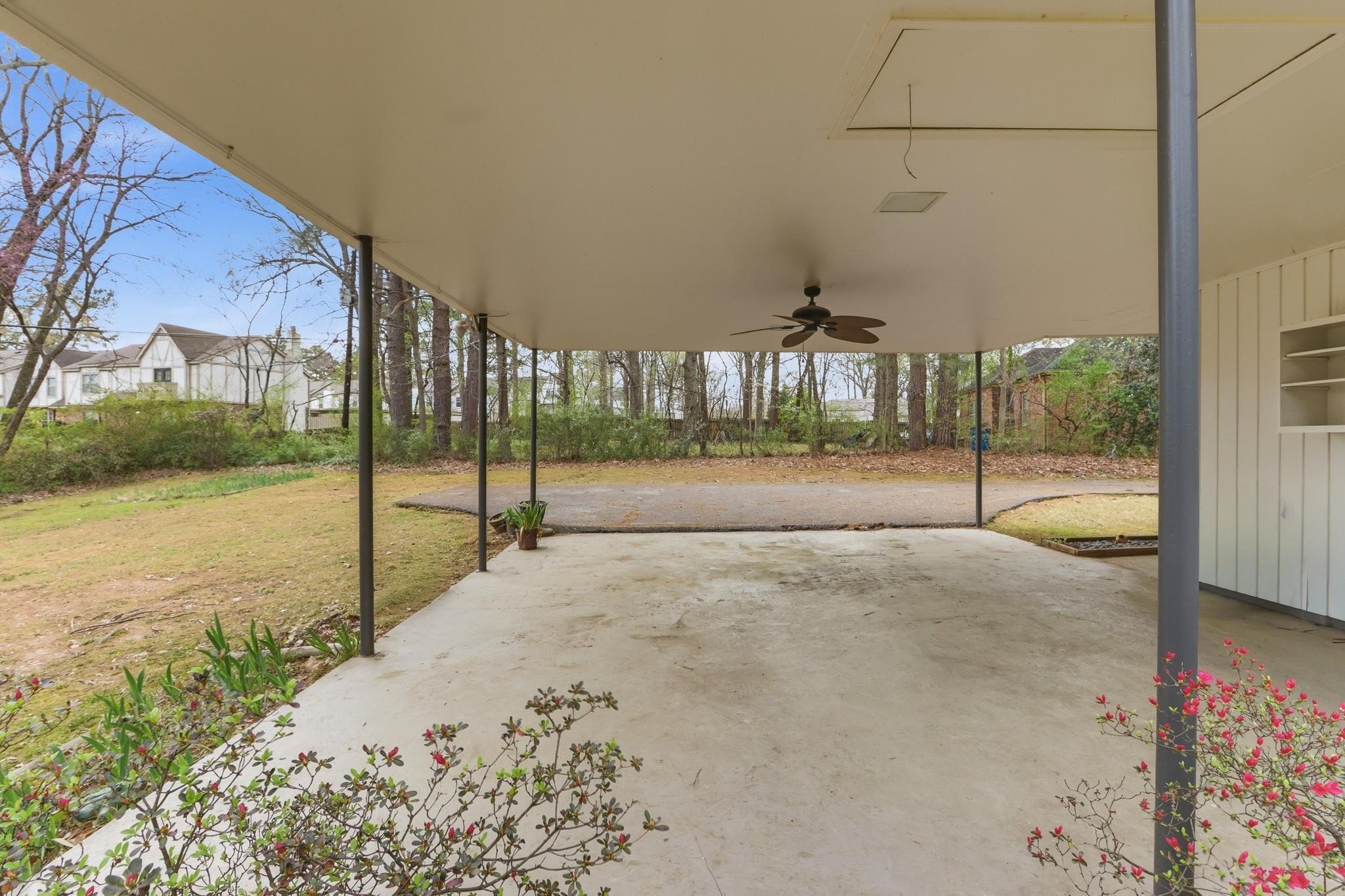 7527 PARKER CIR