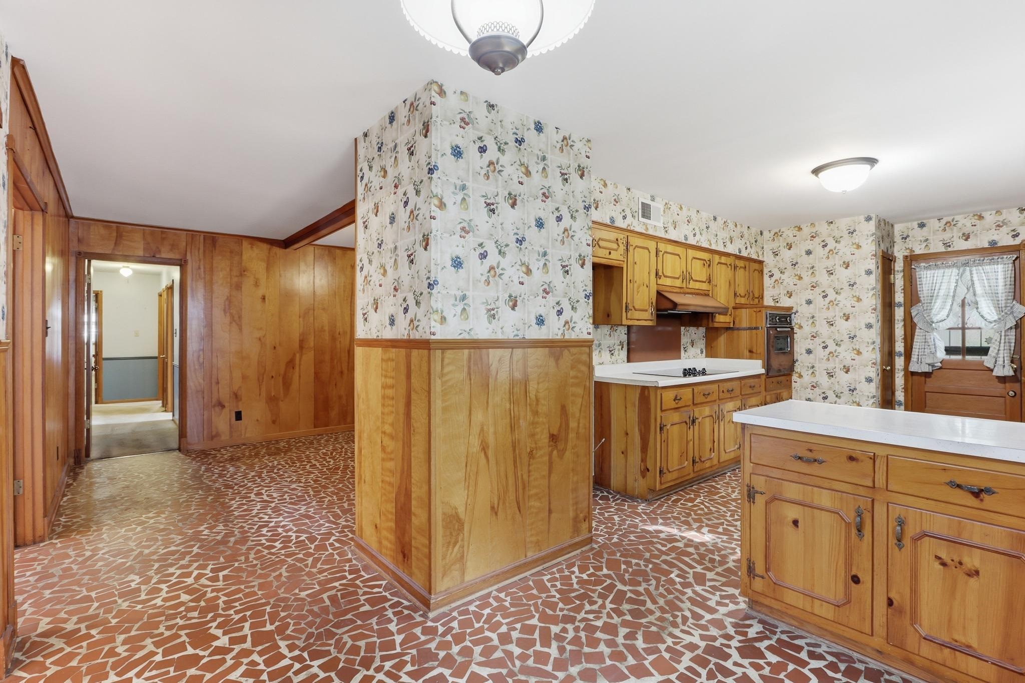 7527 PARKER CIR