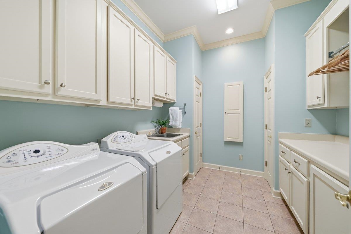 9658 E DOVE MEADOW CV