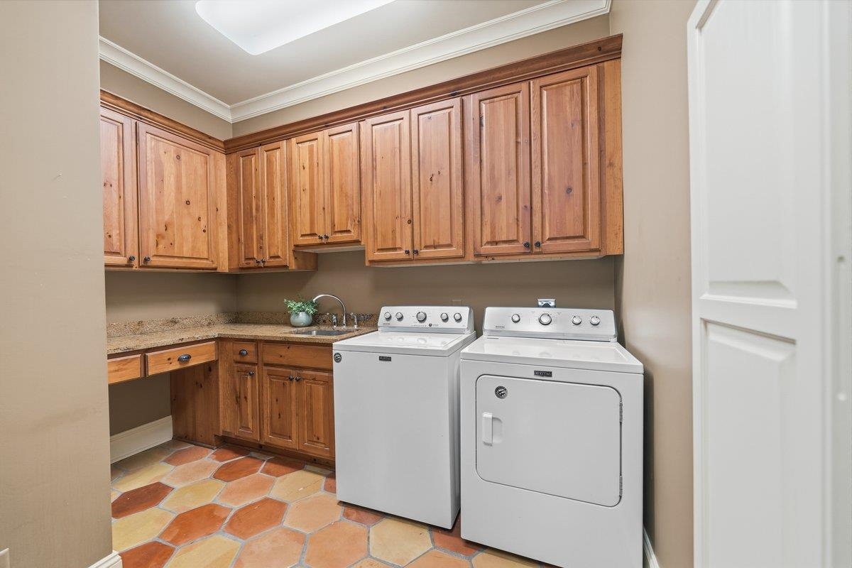 2301 CAYLORS WOODS CV