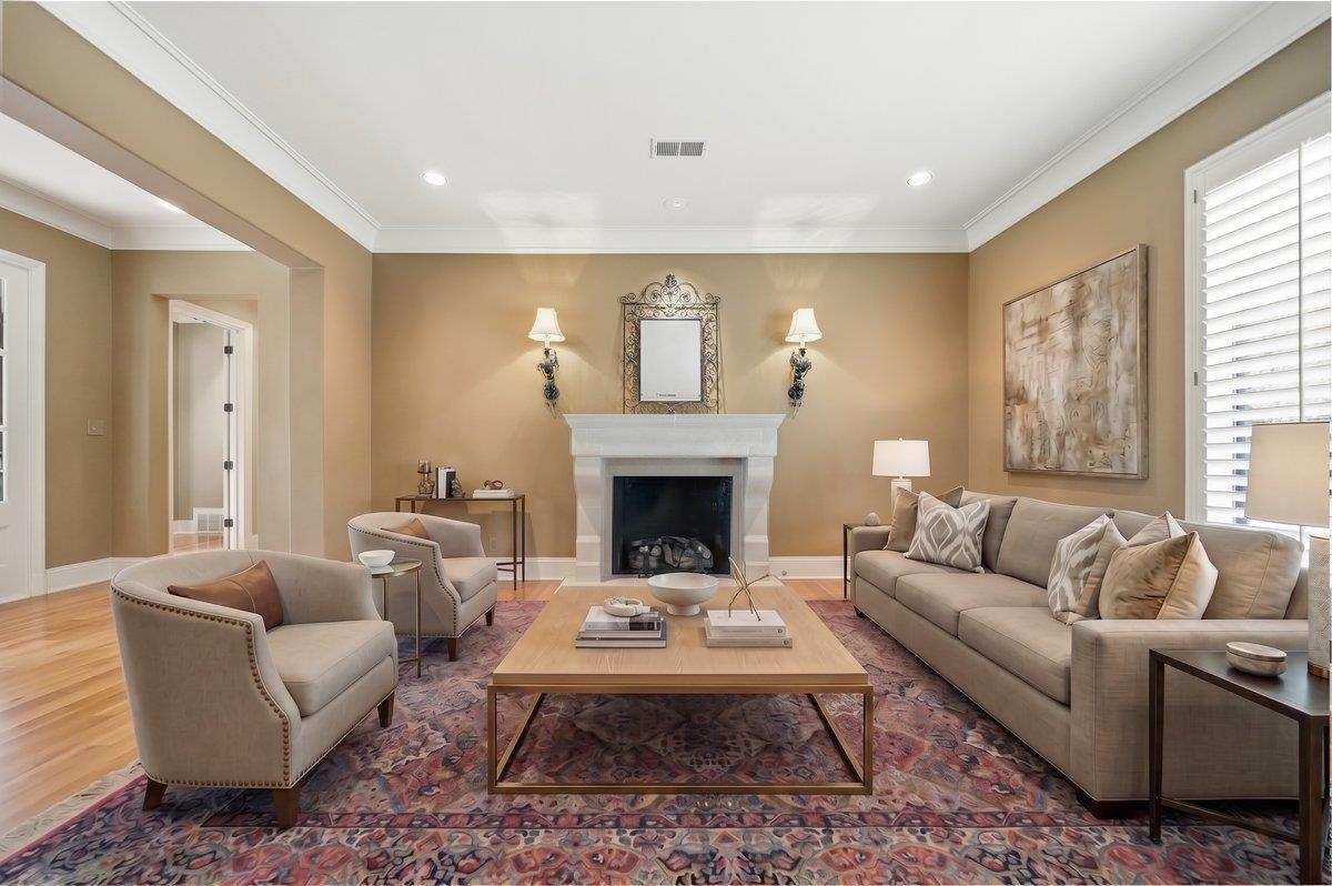 2301 CAYLORS WOODS CV