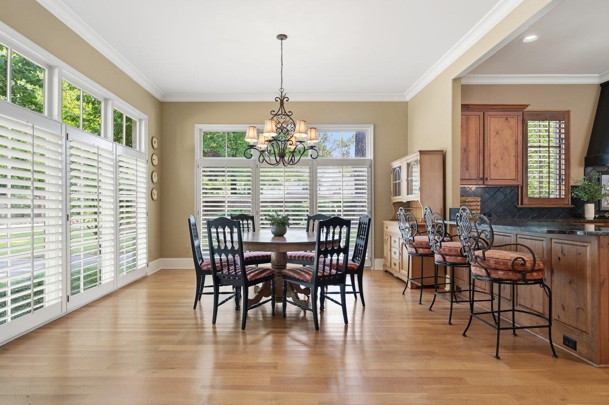 2301 CAYLORS WOODS CV