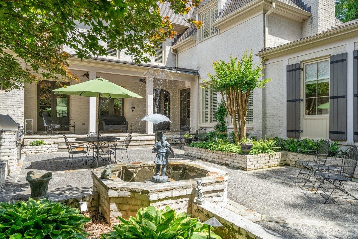 2301 CAYLORS WOODS CV