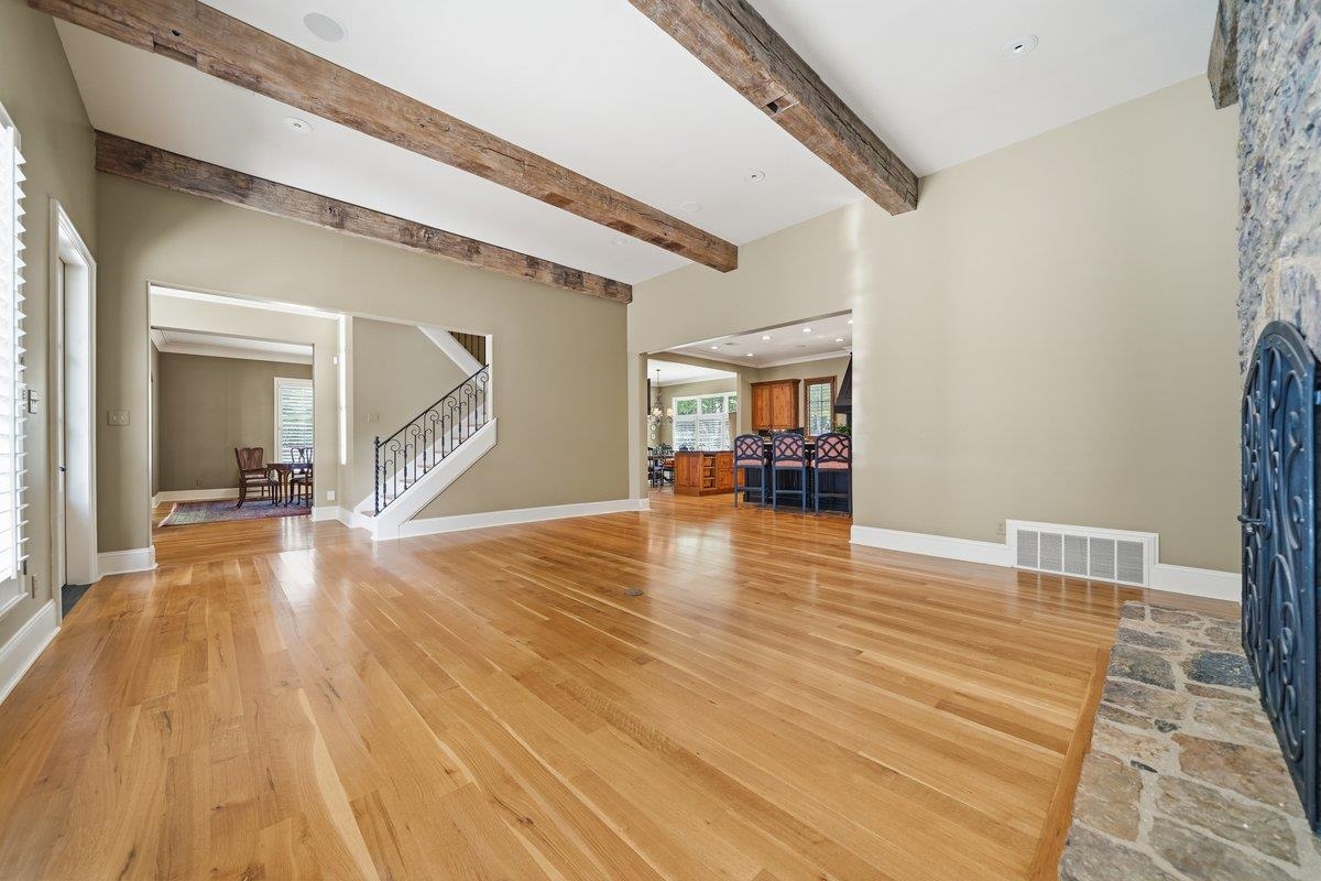 2301 CAYLORS WOODS CV