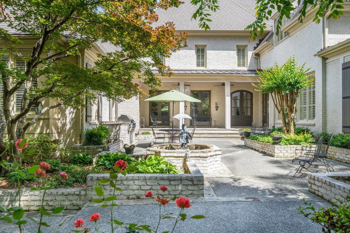 2301 CAYLORS WOODS CV