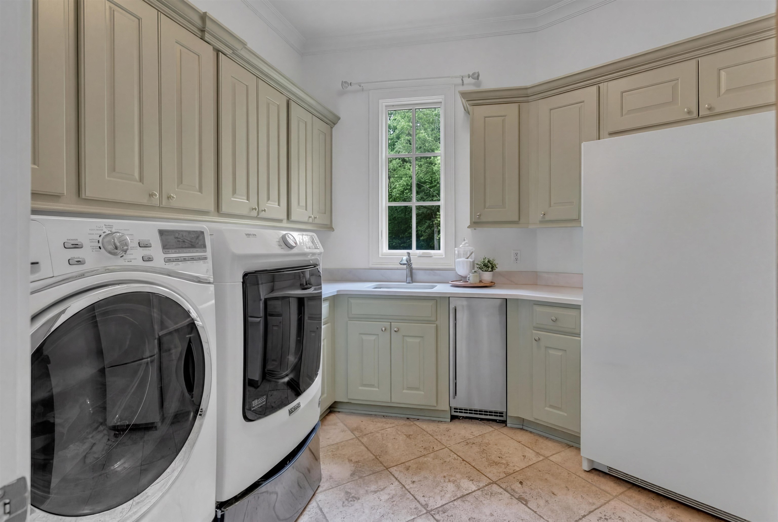 10628 RALEIGH-LAGRANGE RD E
