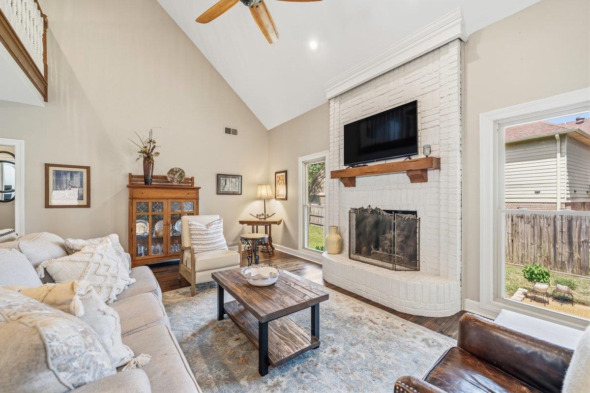 8846 DARBY DAN LN