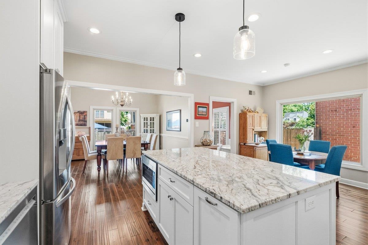 8846 DARBY DAN LN