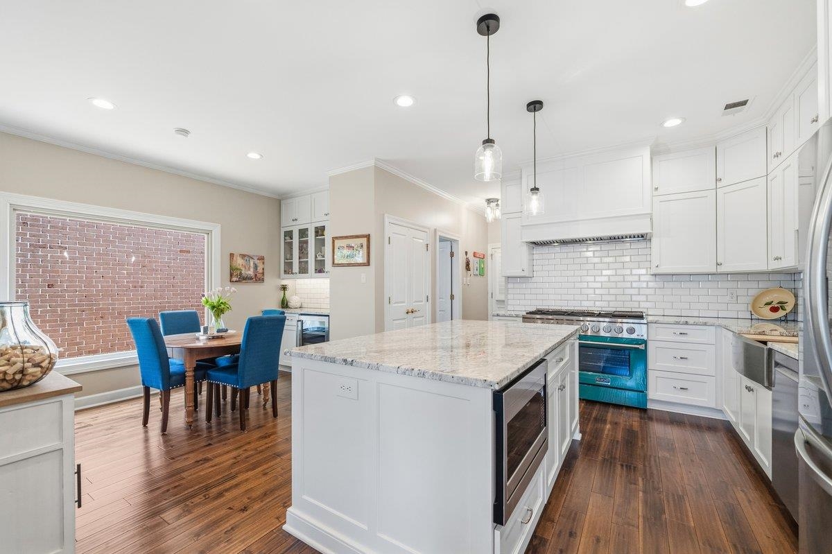 8846 DARBY DAN LN