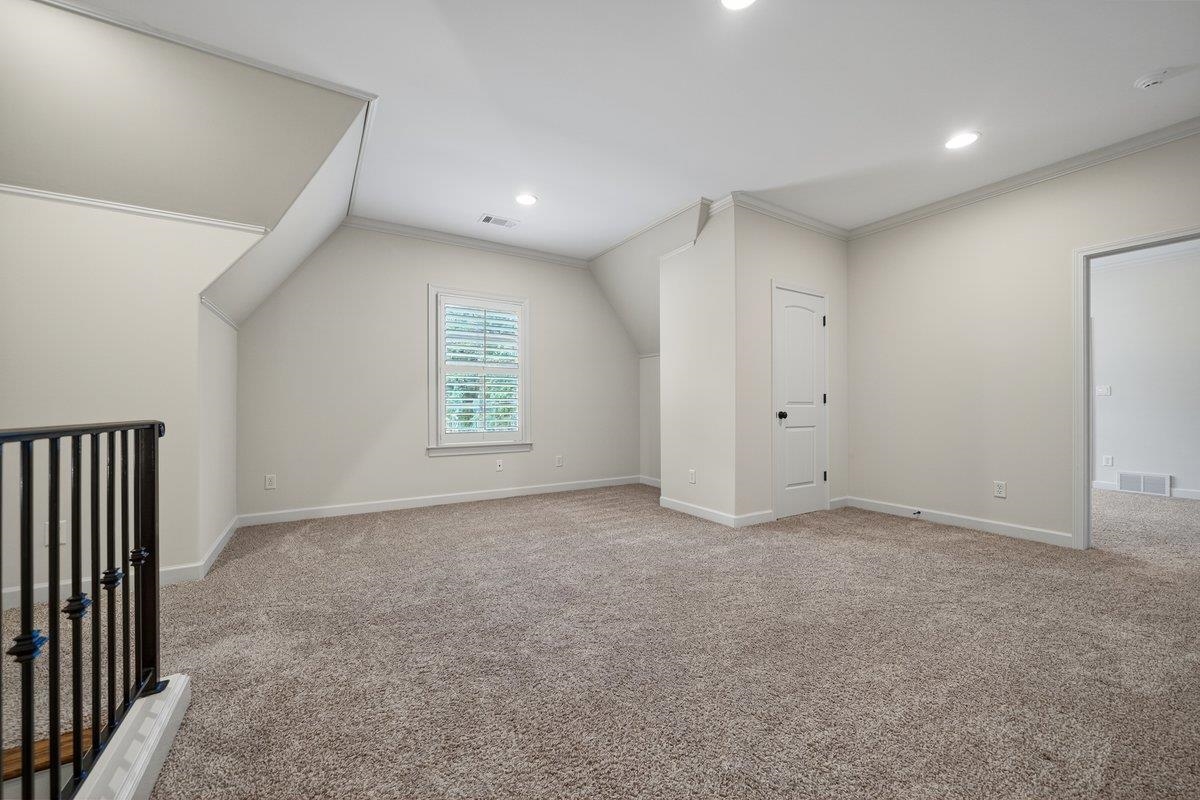 8441 POPLAR PIKE