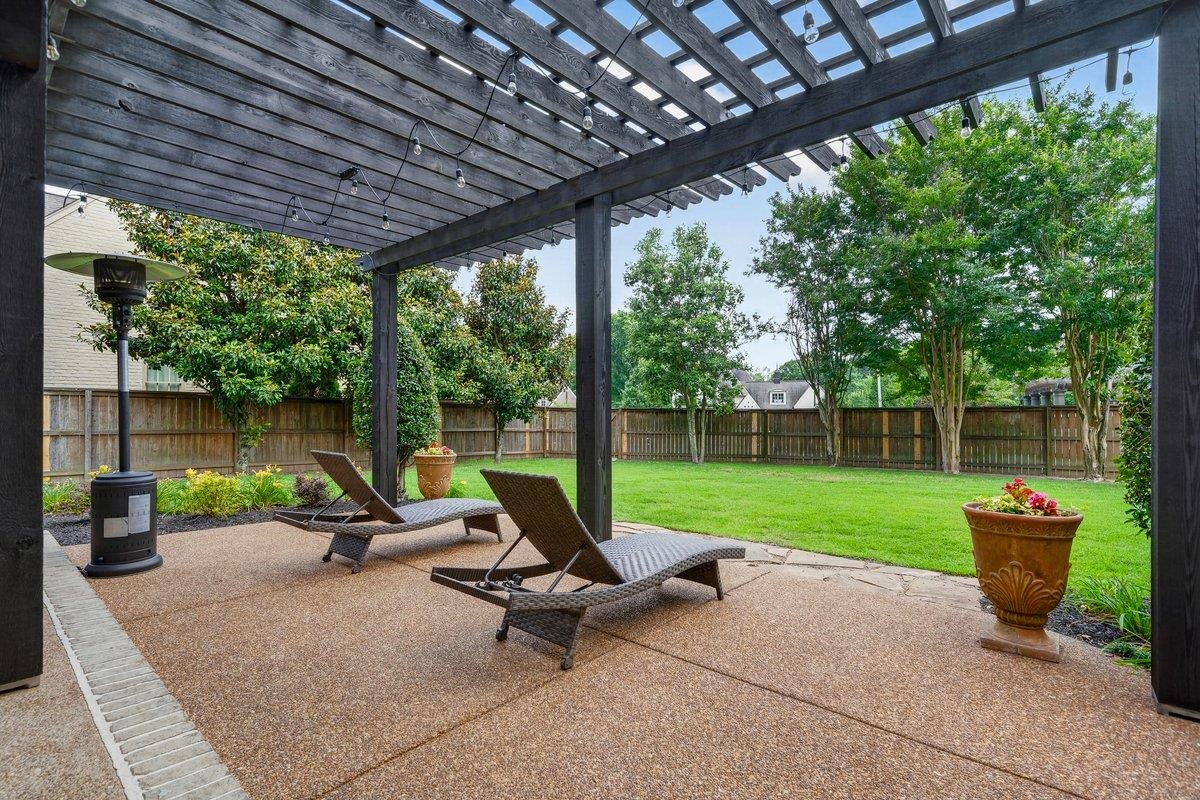 8441 POPLAR PIKE