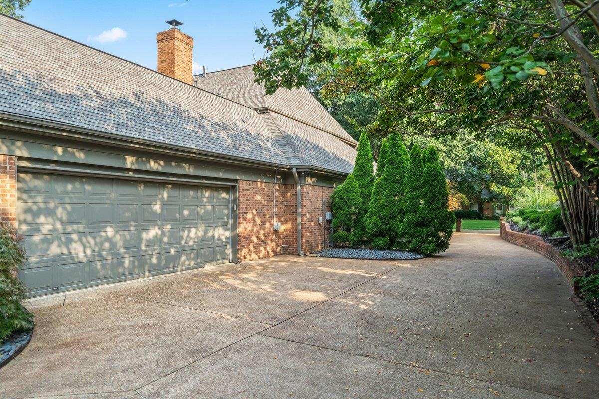 2880 BELFORT DR