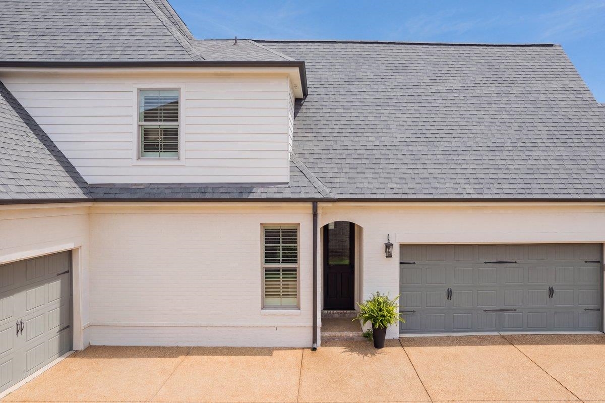 240 KEISIE LN