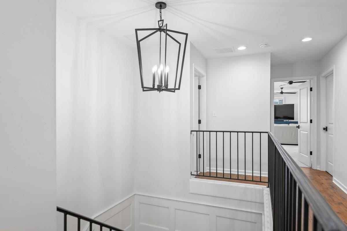240 KEISIE LN