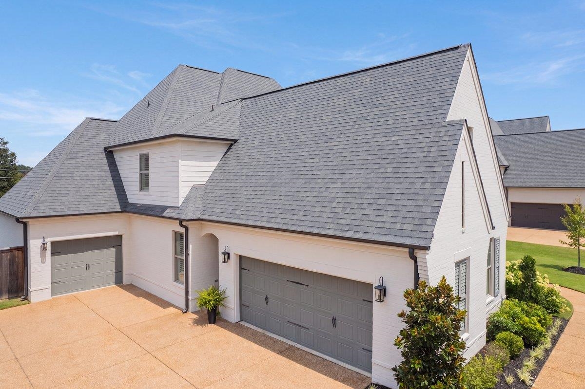 240 KEISIE LN