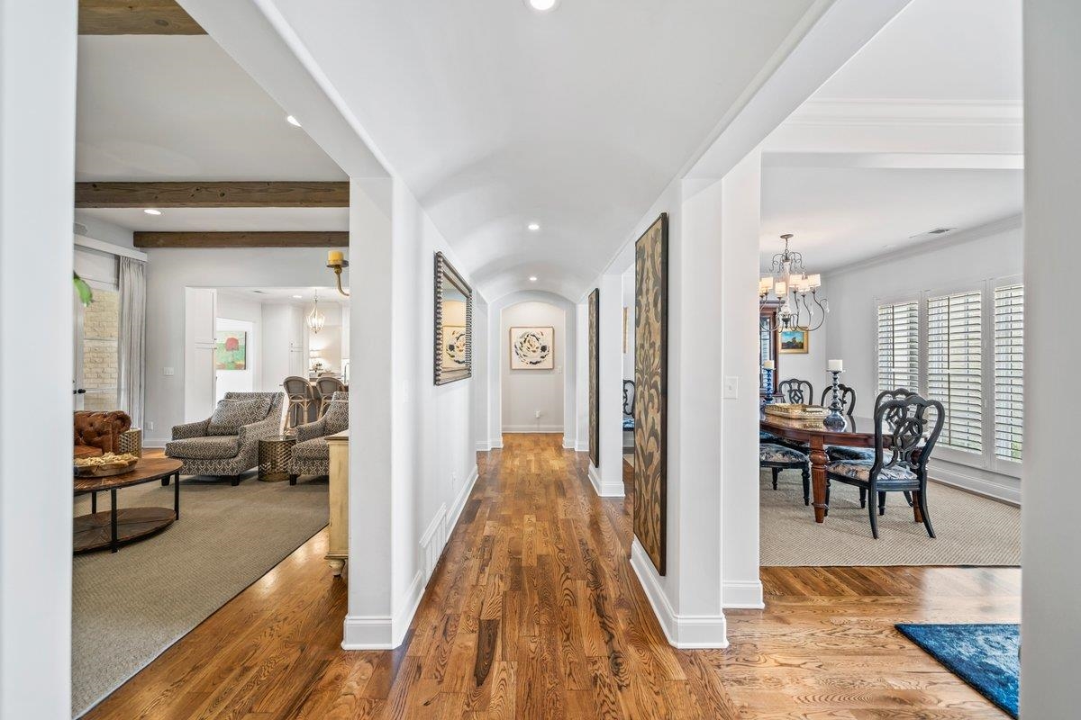 1251 S DUBRAY PL