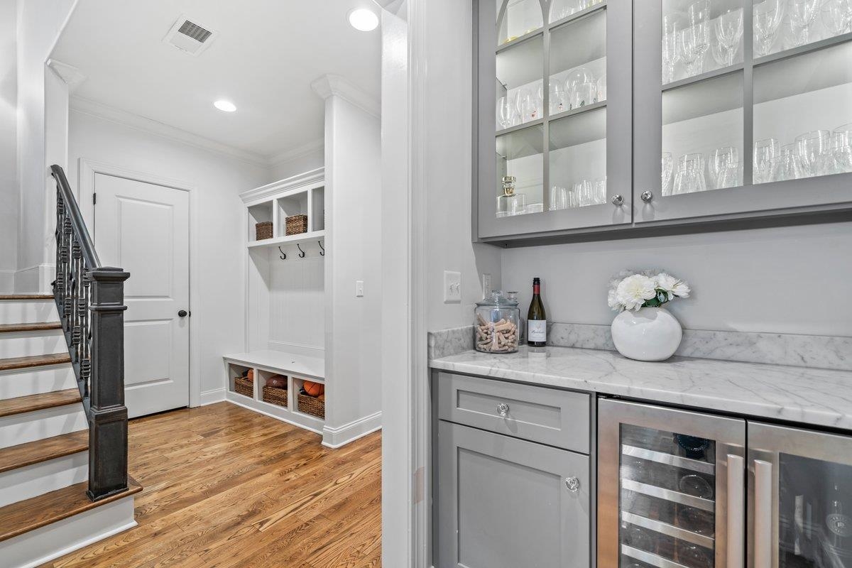 1251 S DUBRAY PL
