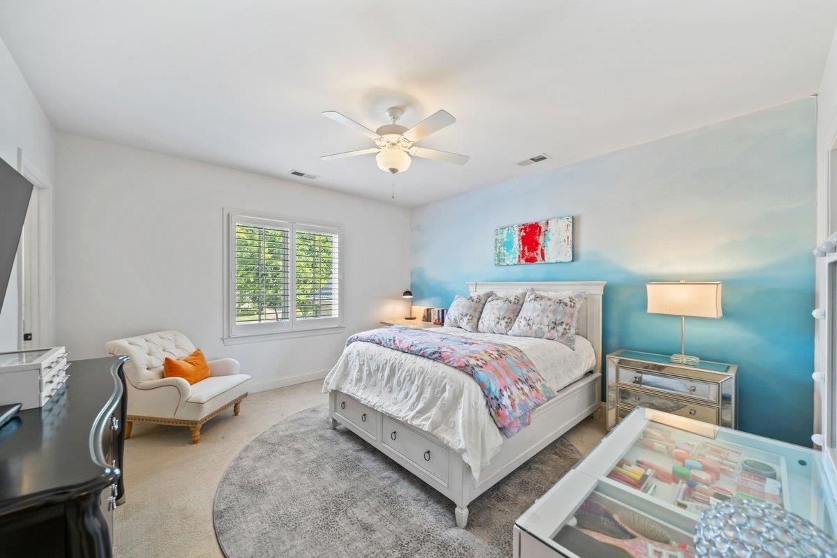 1251 S DUBRAY PL