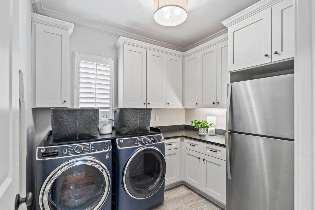 1251 S DUBRAY PL