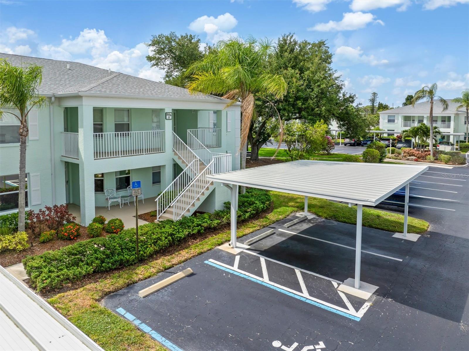 5725 GREENWOOD AVE #8203