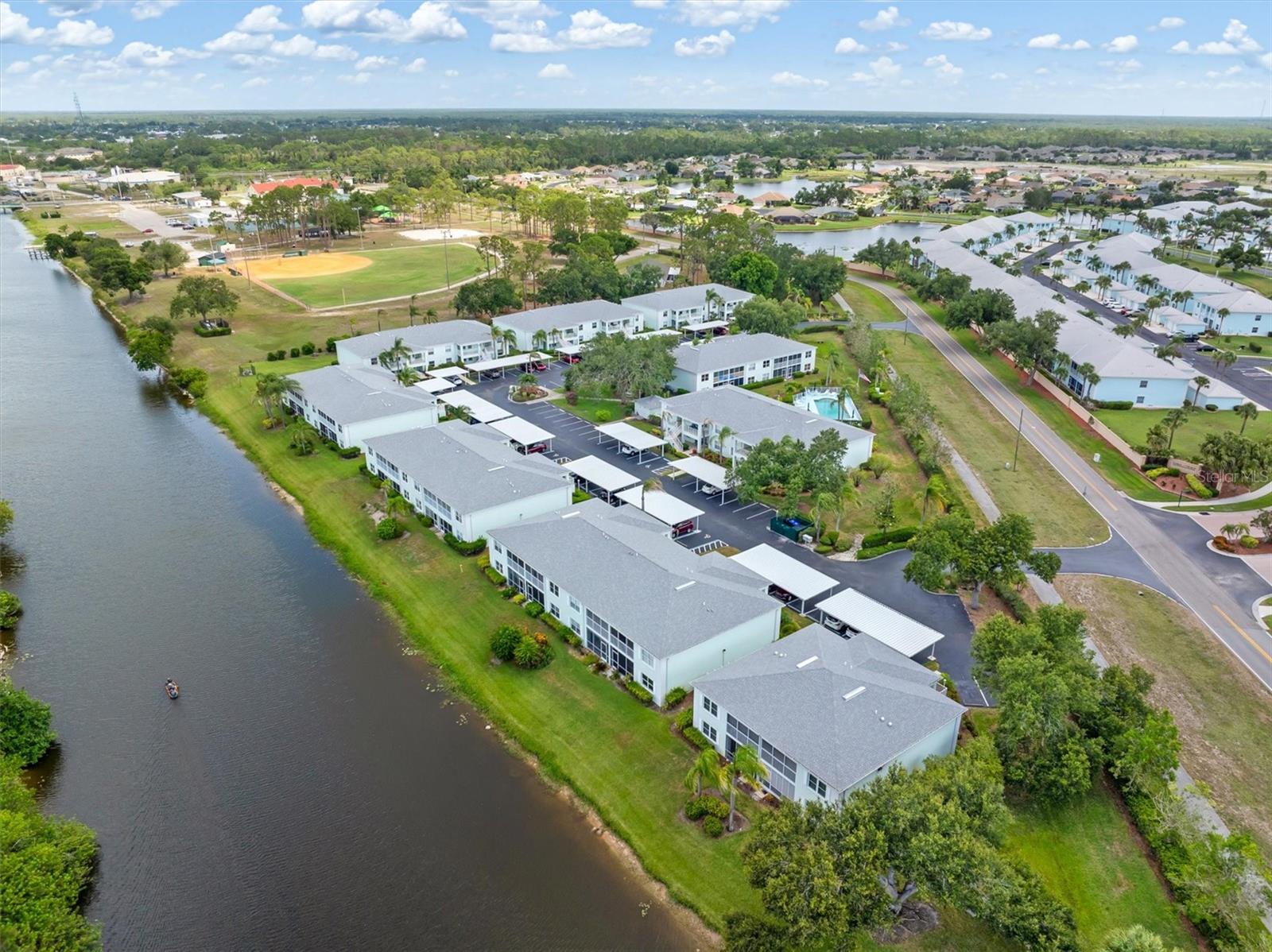 5725 GREENWOOD AVE #8203