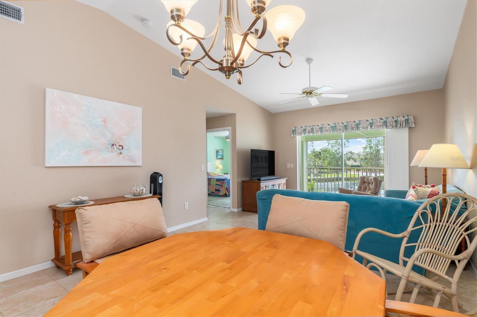 5725 GREENWOOD AVE #8203