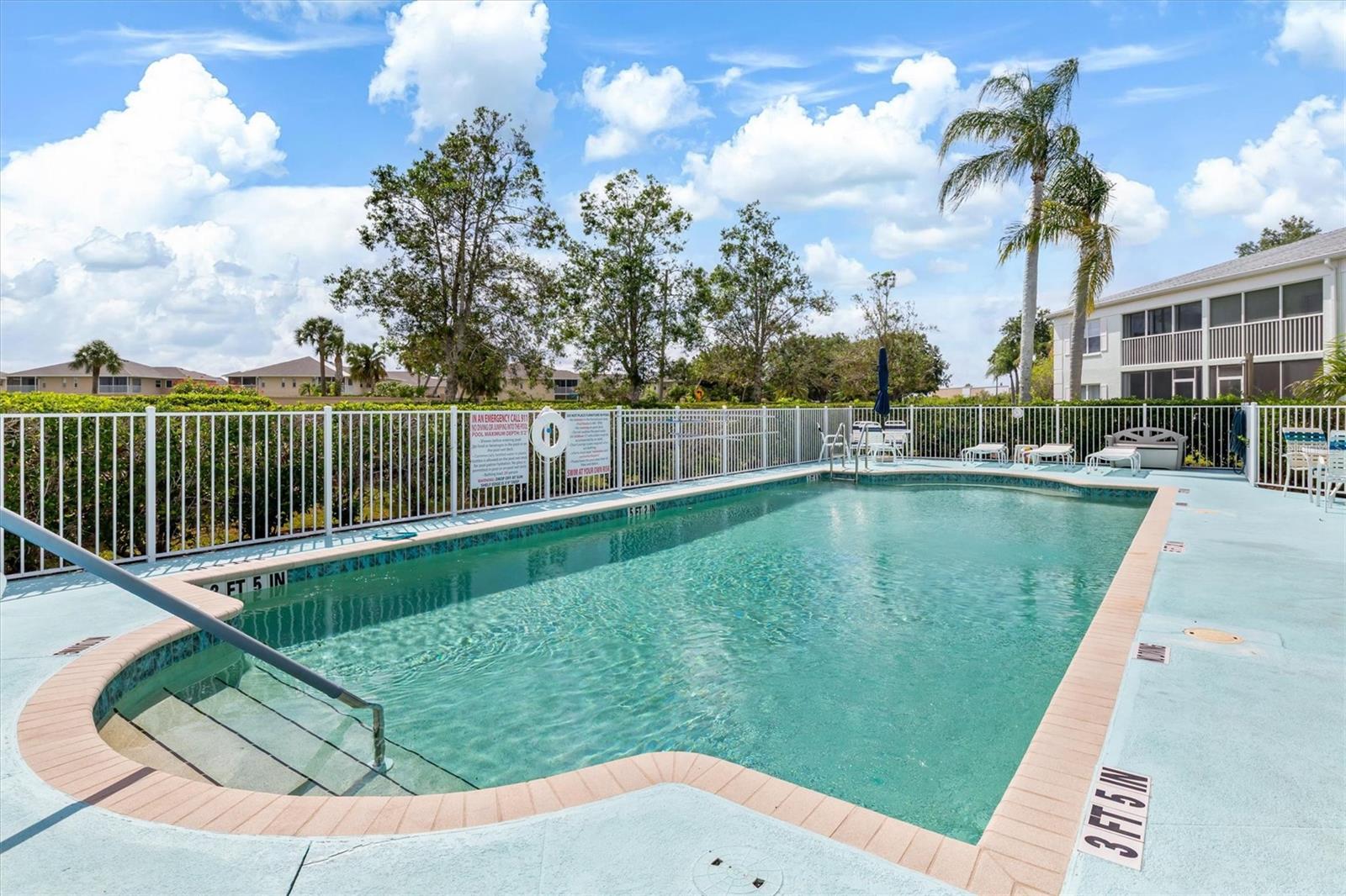 5725 GREENWOOD AVE #8203