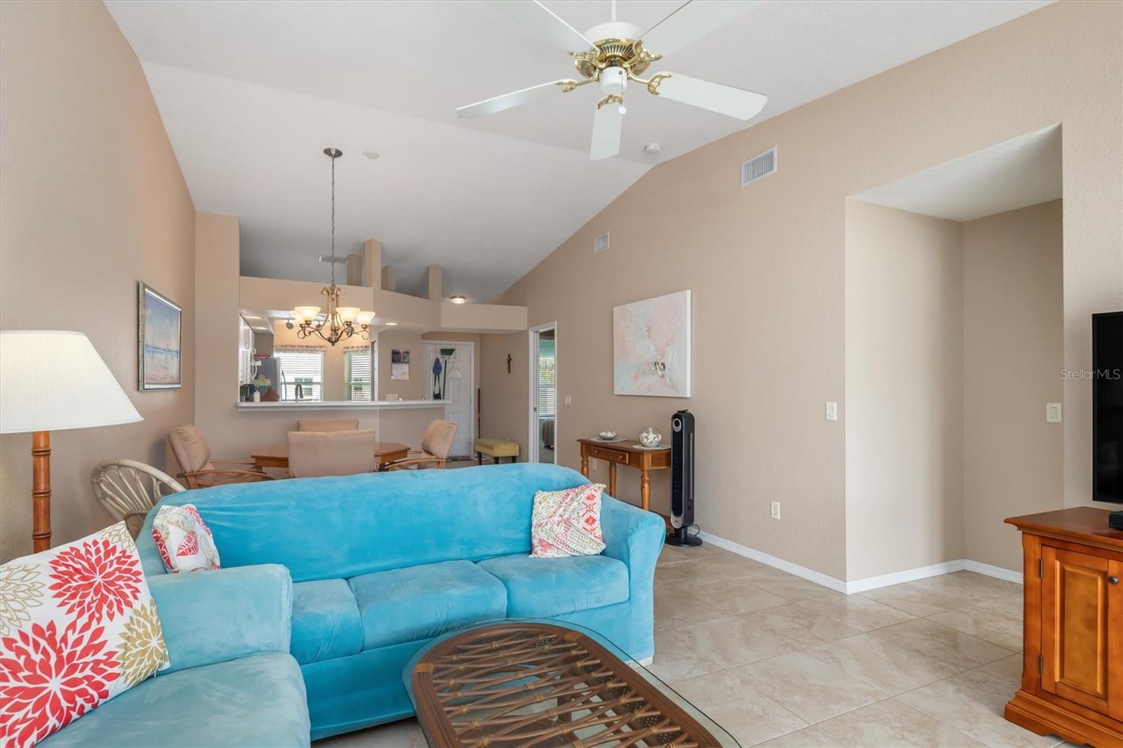 5725 GREENWOOD AVE #8203