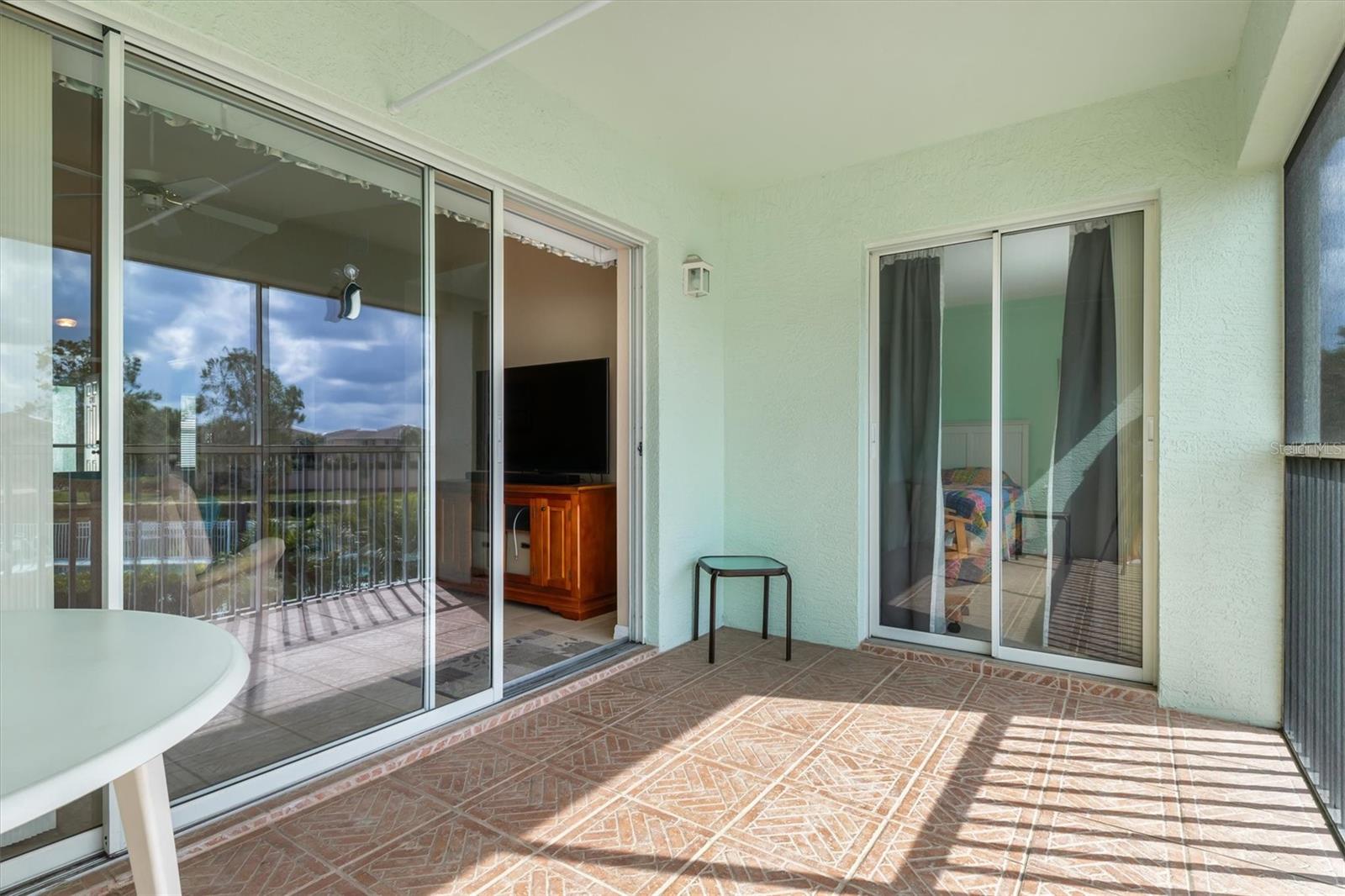 5725 GREENWOOD AVE #8203