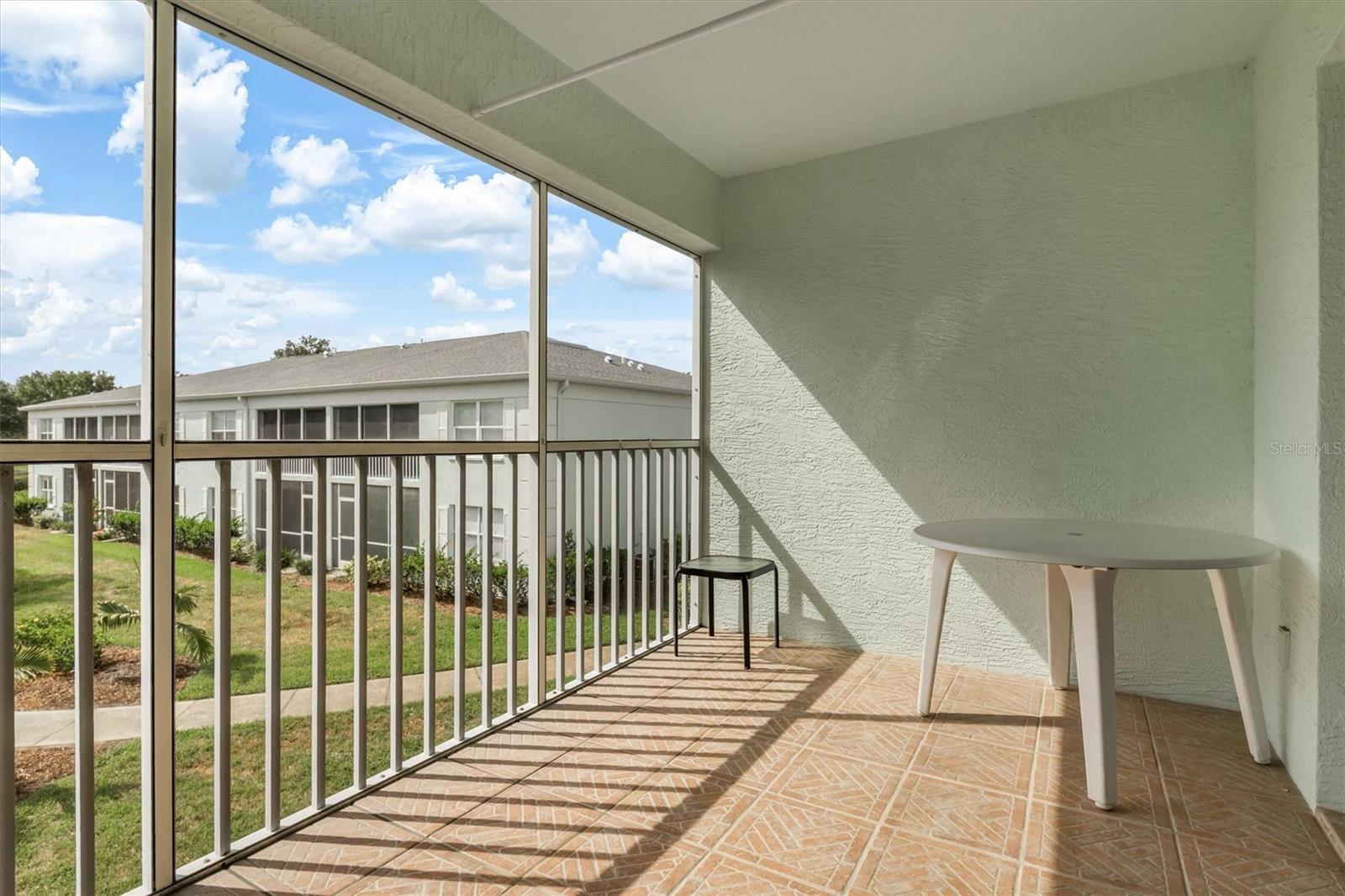 5725 GREENWOOD AVE #8203