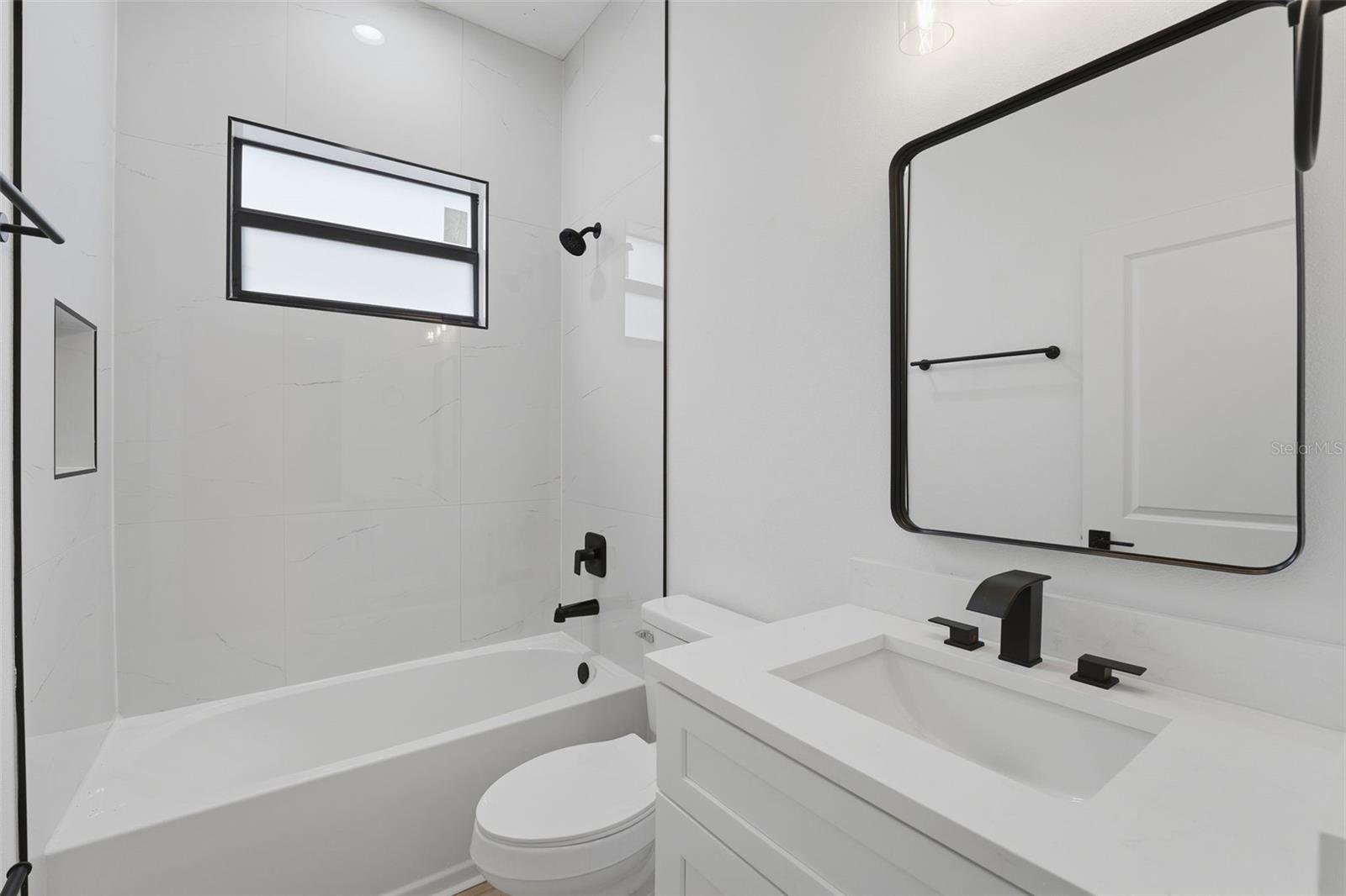 17049 HILLSBOROUGH BLVD