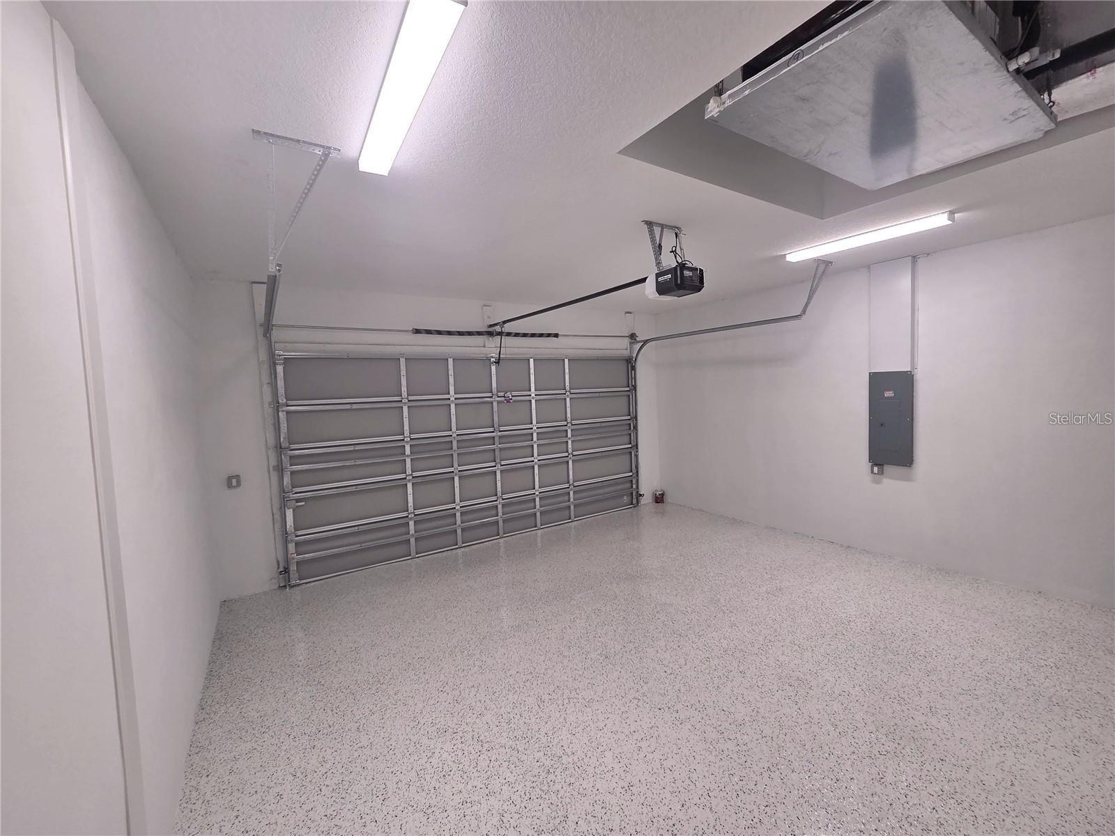 17049 HILLSBOROUGH BLVD