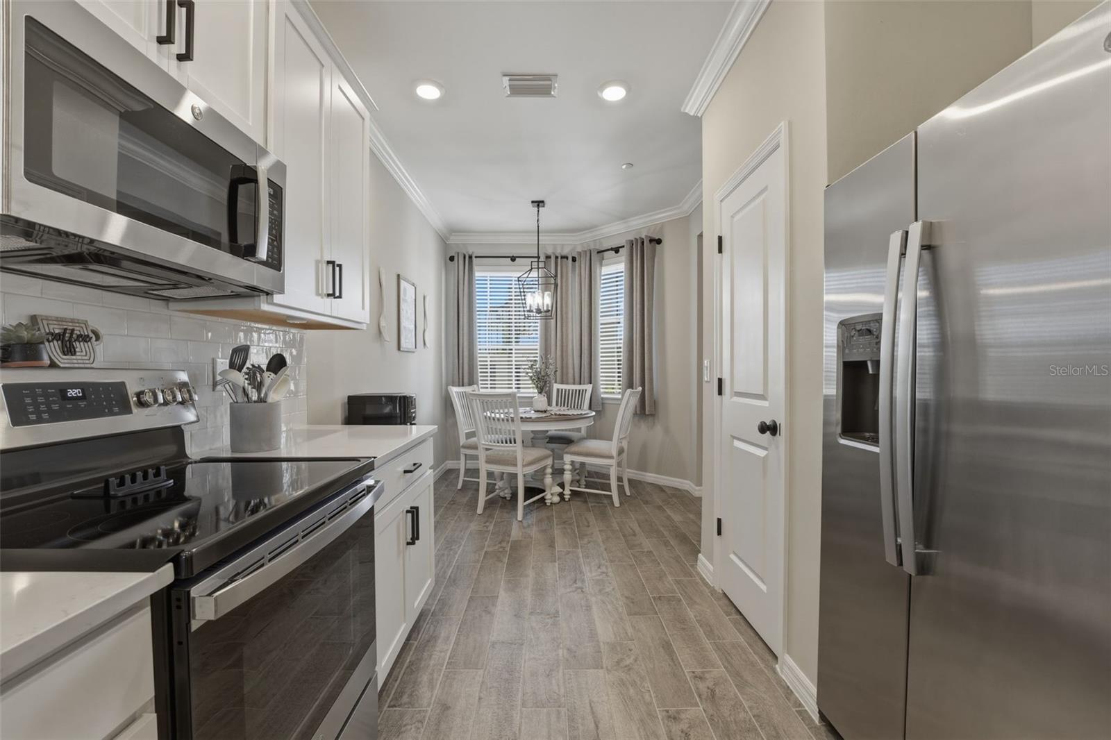 23377 COLLINA WAY #103