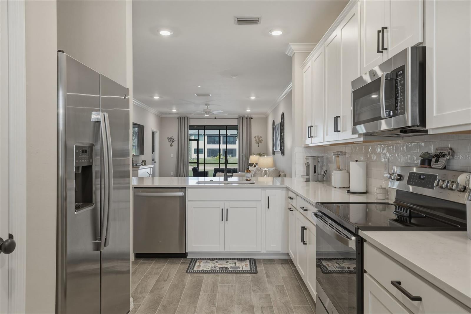 23377 COLLINA WAY #103