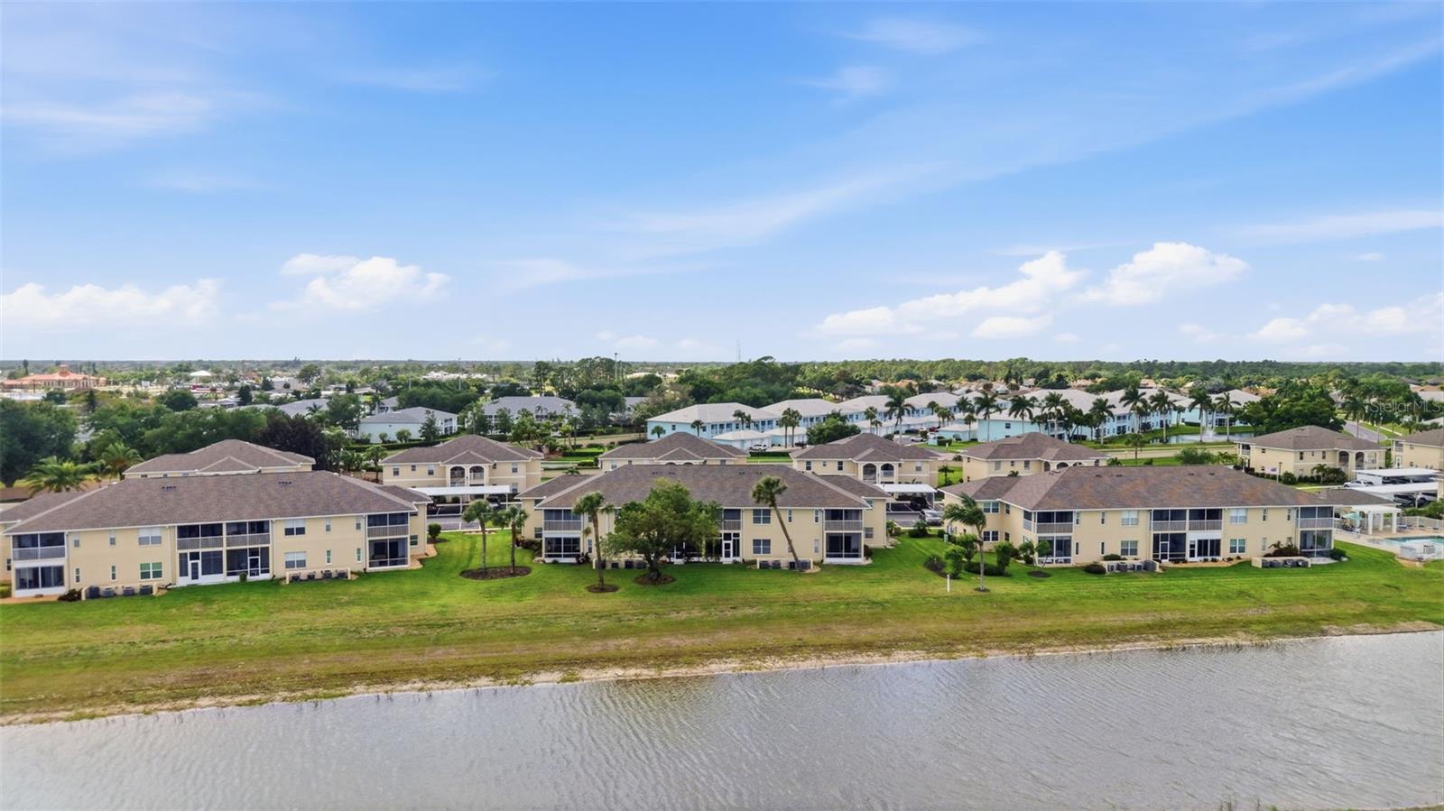 5800 SABAL TRACE DR #401